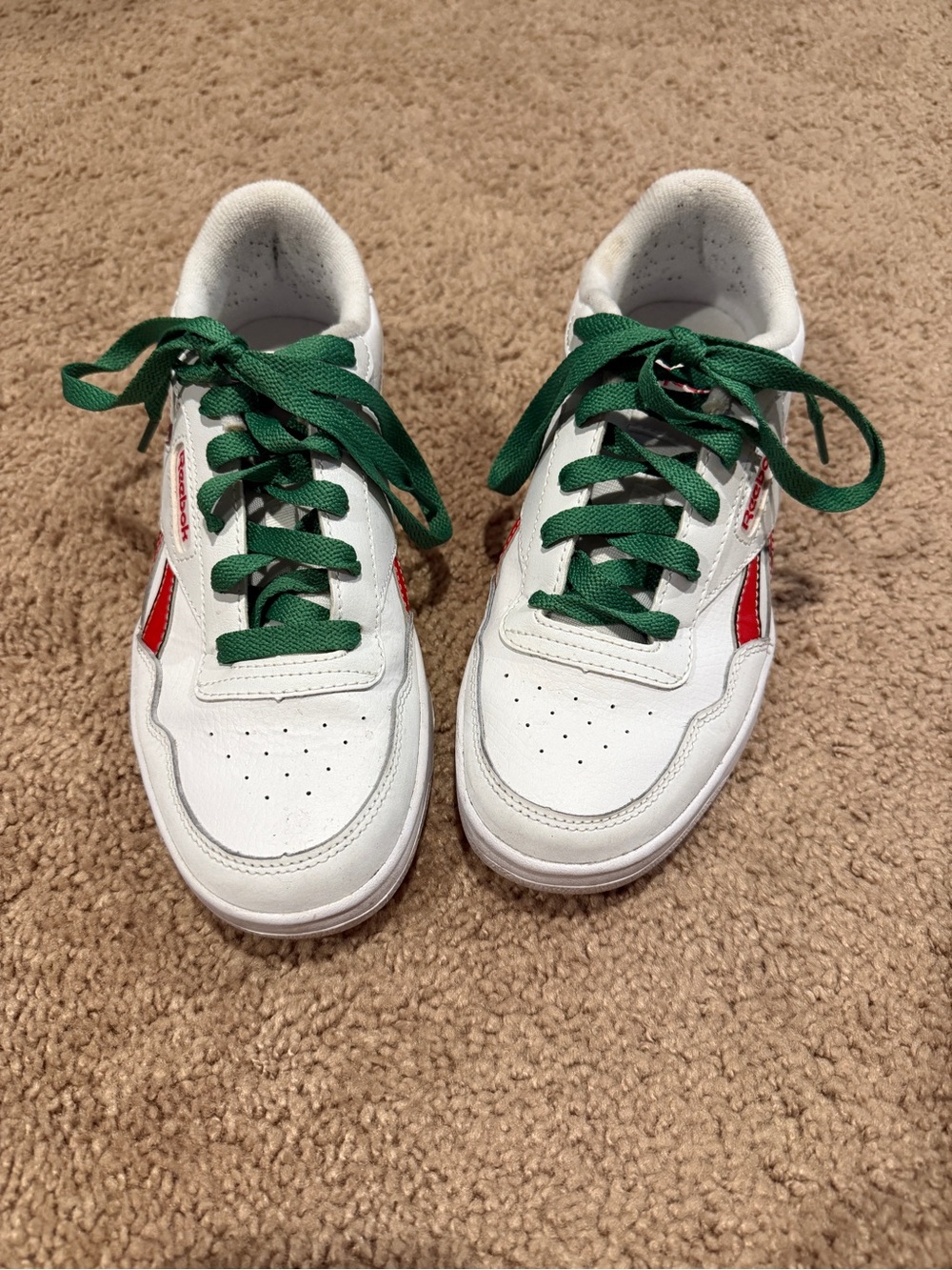 Womens white, red and green Reeboks size 7